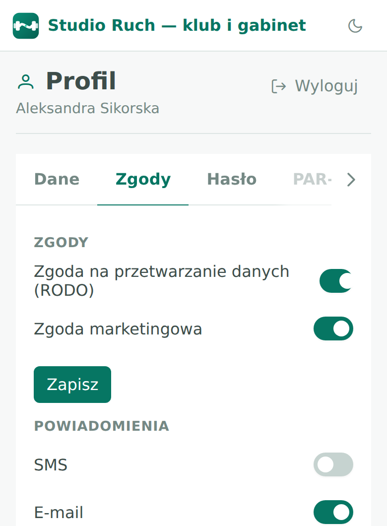 Ekran telefonu z przełącznikami zgód RODO i marketingowej oraz kanałów SMS i e-mail.